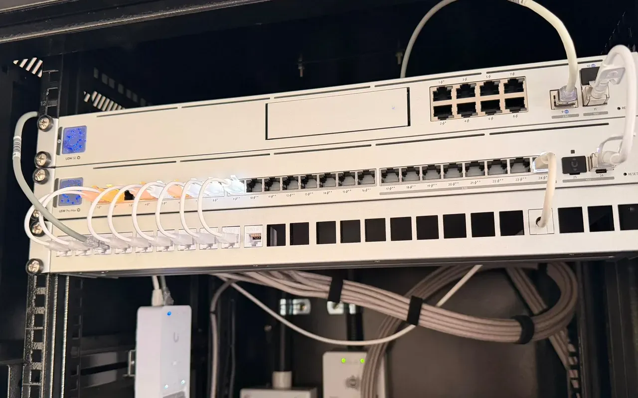 Illustrative network equipment and cable organisation